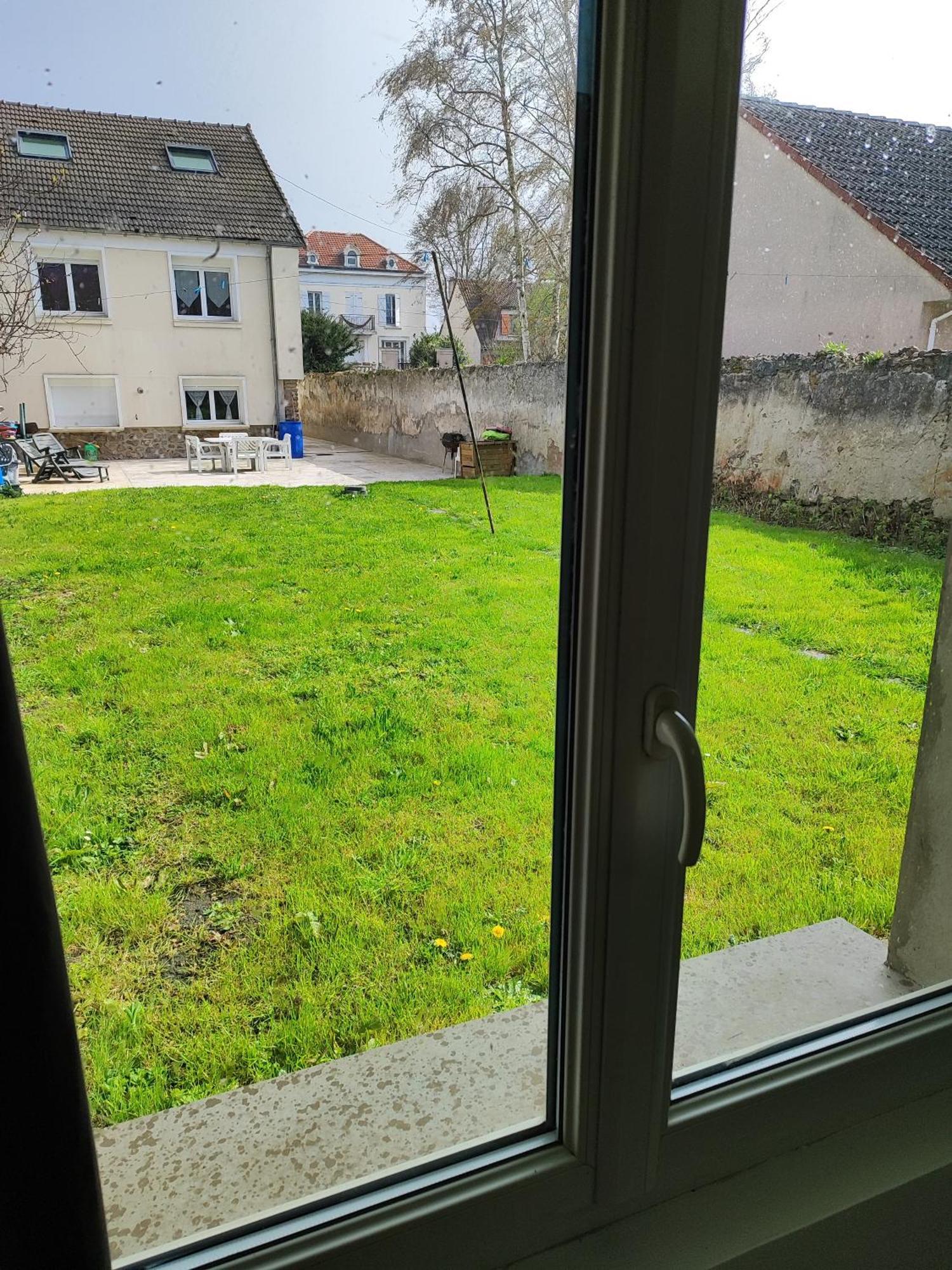 Studio Independant Avec Jardin Au Calme Neuilly-Plaisance Esterno foto